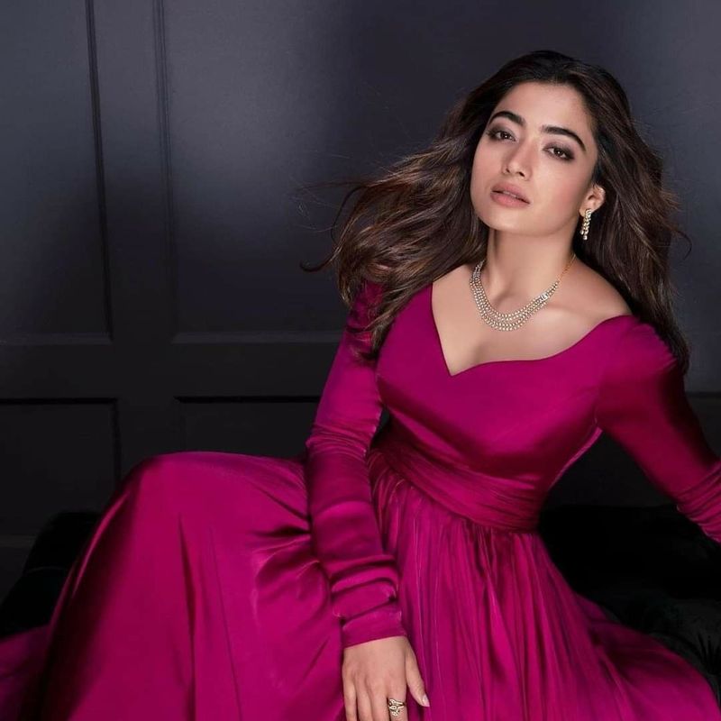 nidhhi agarwal big shock to rashmika mandanna regards national crush hot topic