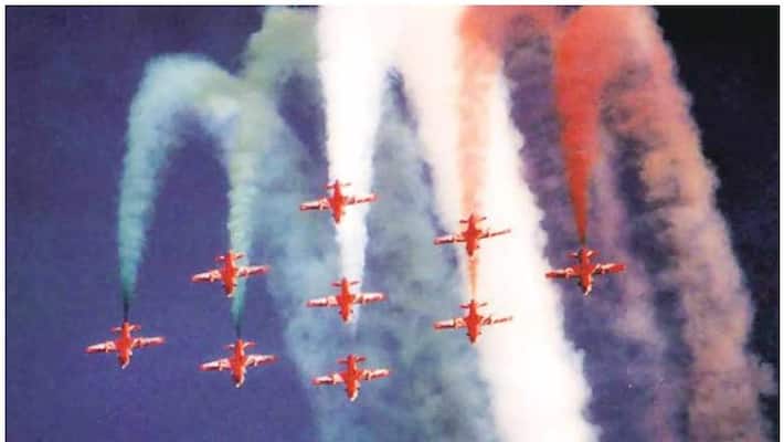 Indian Air forces aerobatics team returns to UAE after 16 years for Dubai Air Show Indian Air forces aerobatics team returns to UAE after 16 years for Dubai Air Show