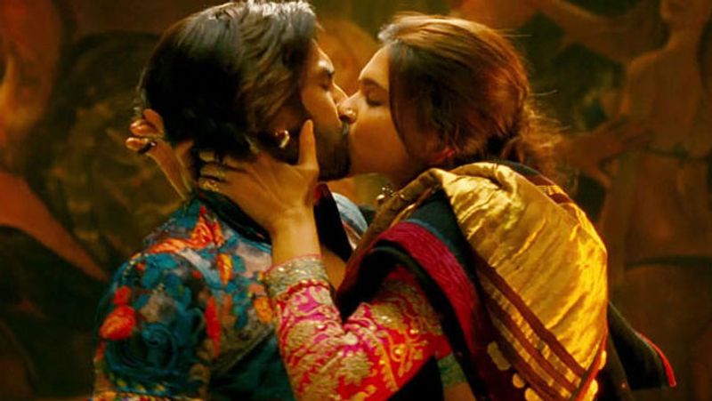 Ranveer Singh Deepika Padukone Wedding Anniverasry, when couple kiss each other during shoot KPJ