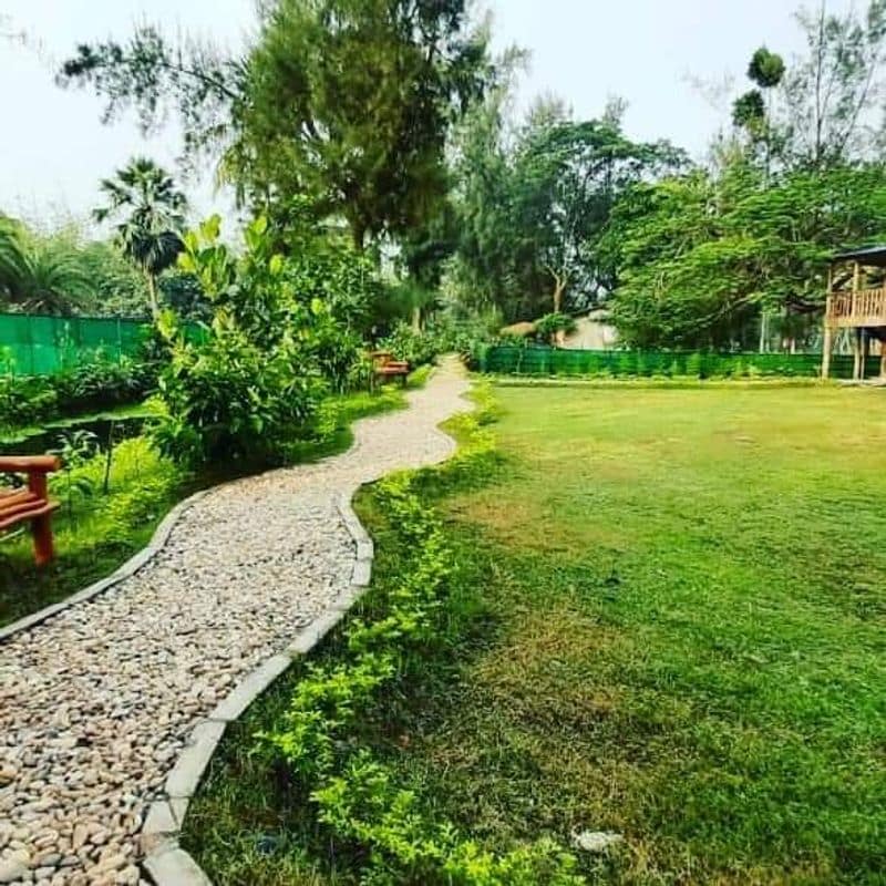 new weekend destination to Prakritir Pathshala near kolkata bjc