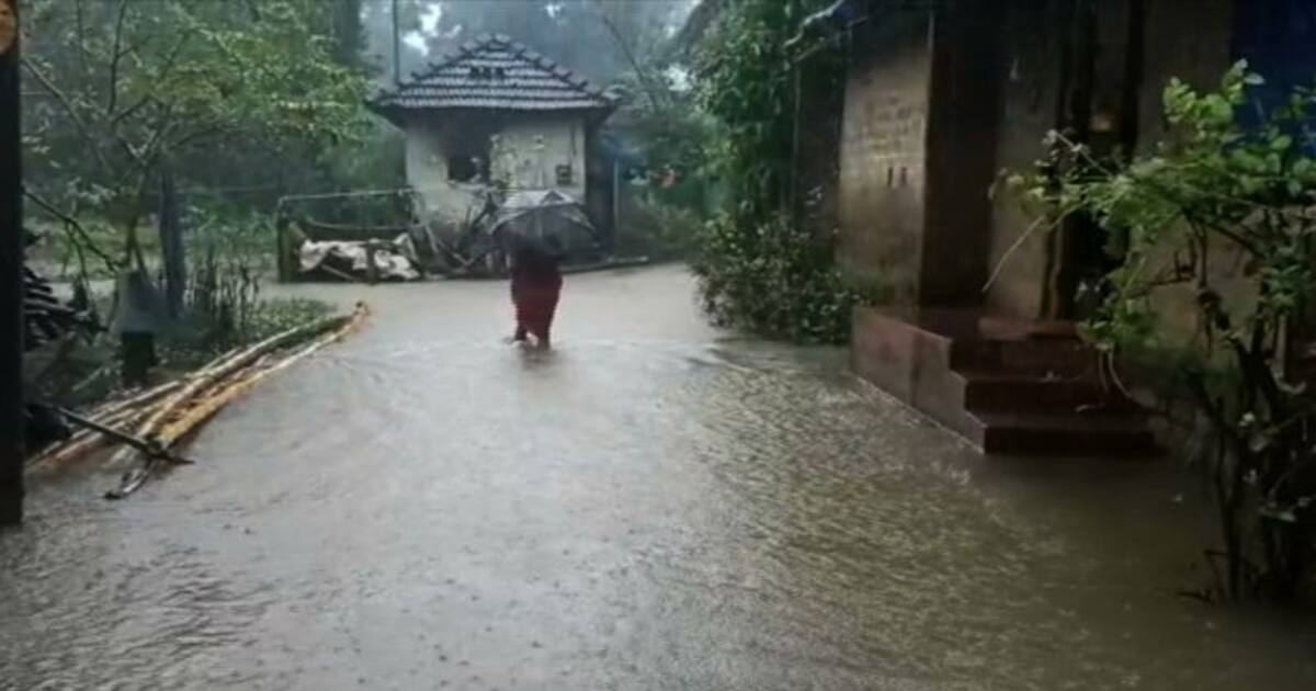 #ChennaiRain 17 மற்றும் 18-ல் சென்னைக்கு கன  மழை எச்சரிக்கை ; வட தமிழகத்தை நோக்கி நகரும் தீவிர காற்றழுத்த தா