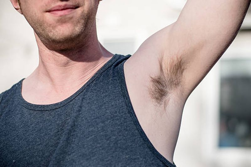 Reasons behind dark armpits full details are here