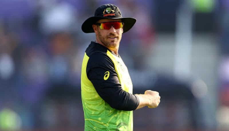 T20 Worldcup 2021: David Warner wife Candice Warner strong reply to SunRisers Hyderabad after