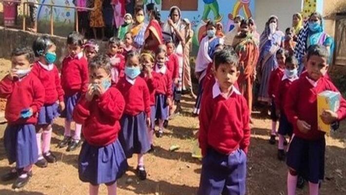 Hyderabad RealPage donates 30,107 pairs of shoes to school children, sets new Guinness World Record KPA Hyderabad RealPage donates 30,107 pairs of shoes to school children, sets new Guinness World Record KPA