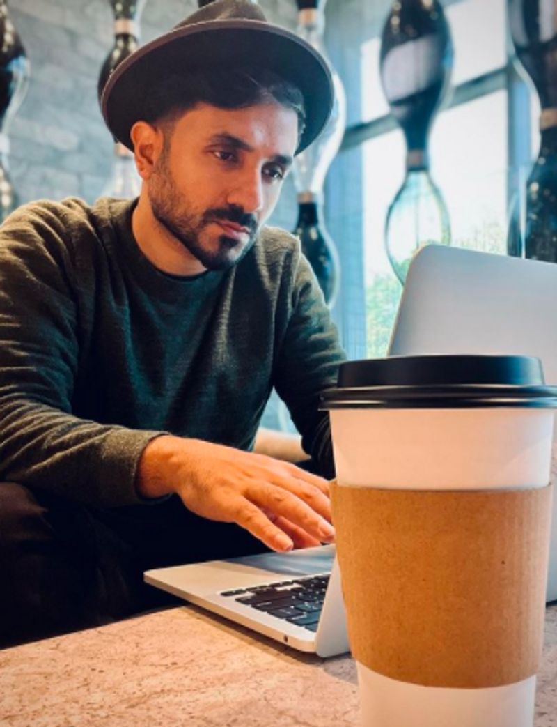 Vir Das recalls crying outside an ATM at 2 am during struggling days dpl