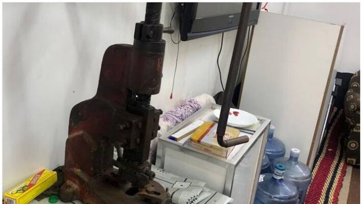 Muscat municipality raids a gold ornament manufacturing facility functioned inside a house Muscat municipality raids a gold ornament manufacturing facility functioned inside a house