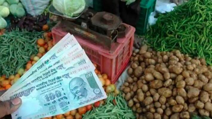 Heavy rain In Andhra Karnataka leads to retain Inflation in Kerala Heavy rain In Andhra Karnataka leads to retain Inflation in Kerala