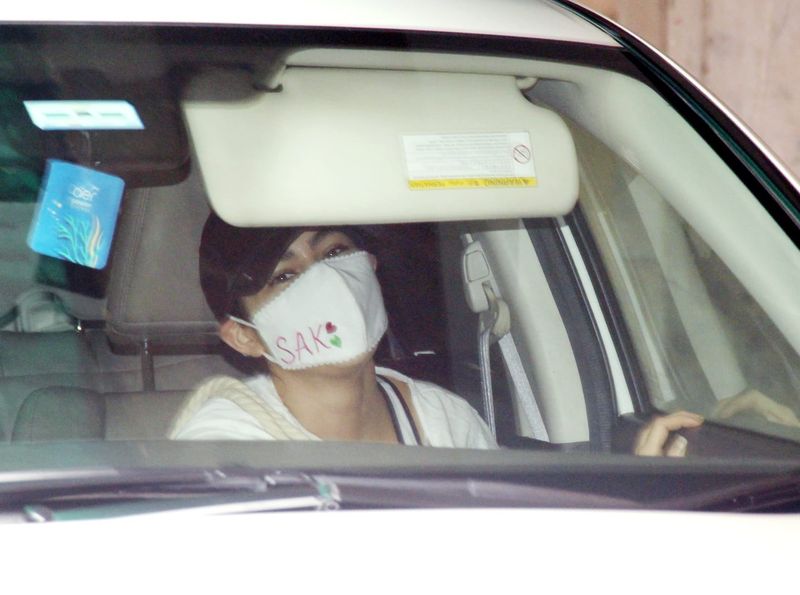 Sara Ali Khan sports personalised mask, pics inside drb