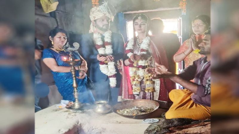 Swaragini fame actress nikita sharma tie a knot with rohandeep singh in temple uttarakhand NTP