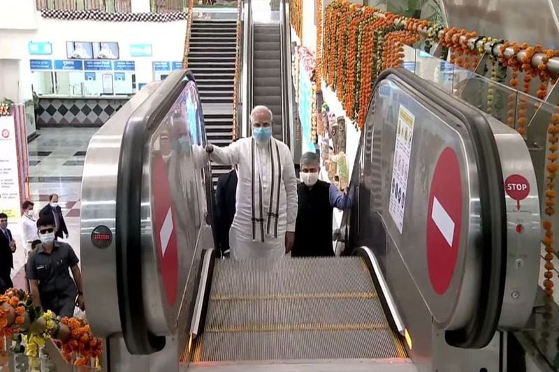madhya pradesh, PM Narendra Modi in Bhopal, inaugrates rani kamlapati railway station stb