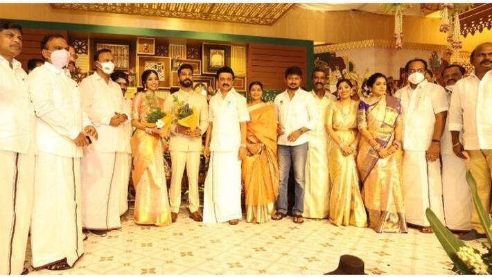 Tamilchi Thangapandiyan became related to Mahendran who came from Kamal party .. Stalin, Durga greetings! Tamilchi Thangapandiyan became related to Mahendran who came from Kamal party .. Stalin, Durga greetings!
