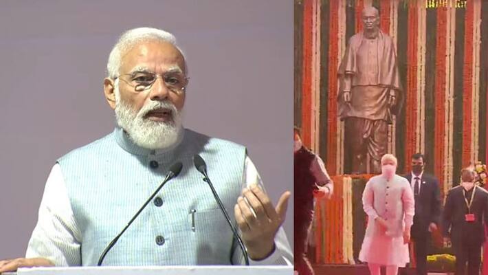 PM Modi unveils Sardar Vallabhbhai Patel statue at CAG office on 1st Audit Diwas pod PM Modi unveils Sardar Vallabhbhai Patel statue at CAG office on 1st Audit Diwas pod