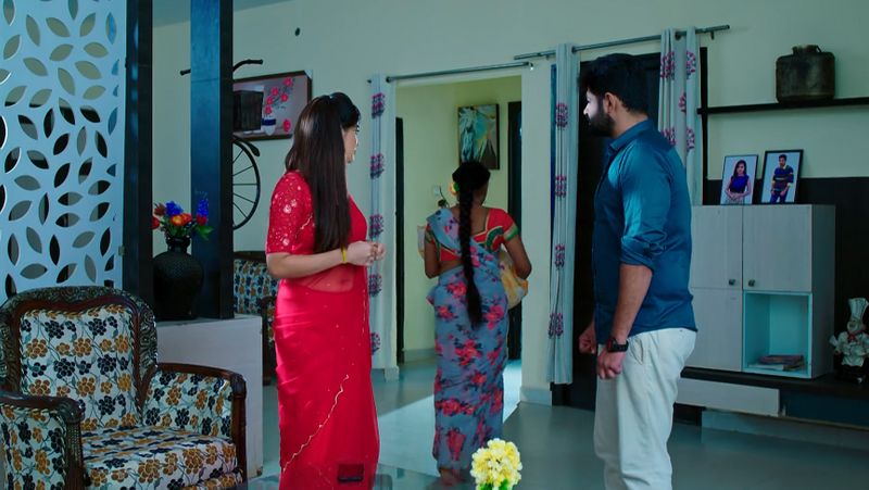 Aditya gets shocked when Monitha revelas the truth in todays Karthika deepam serial episode