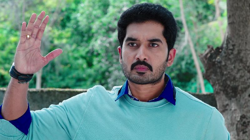 Aditya gets shocked when Monitha revelas the truth in todays Karthika deepam serial episode