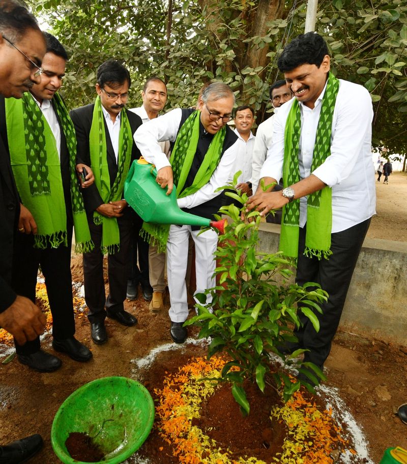 TS High Court Chief Justice Satish Chandra Sharma participated in Green India Challenge and planted seedlings