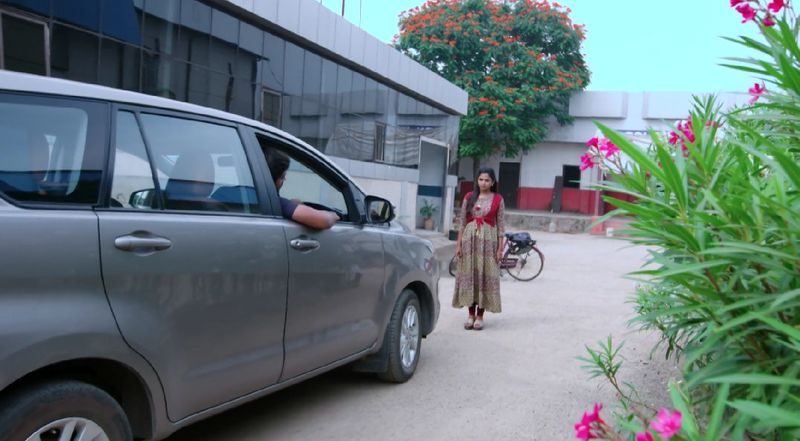 Mahindra and Jagathi get worried about Vasudhara in todays guppedantha Manasu serial