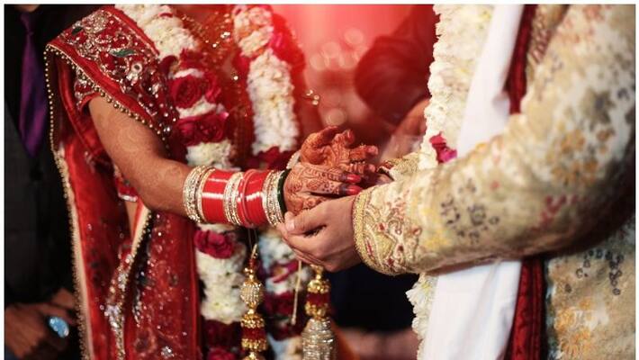 Harassed by wife, newly wed man kills self by consuming poison in UP village ALB Harassed by wife, newly wed man kills self by consuming poison in UP village ALB