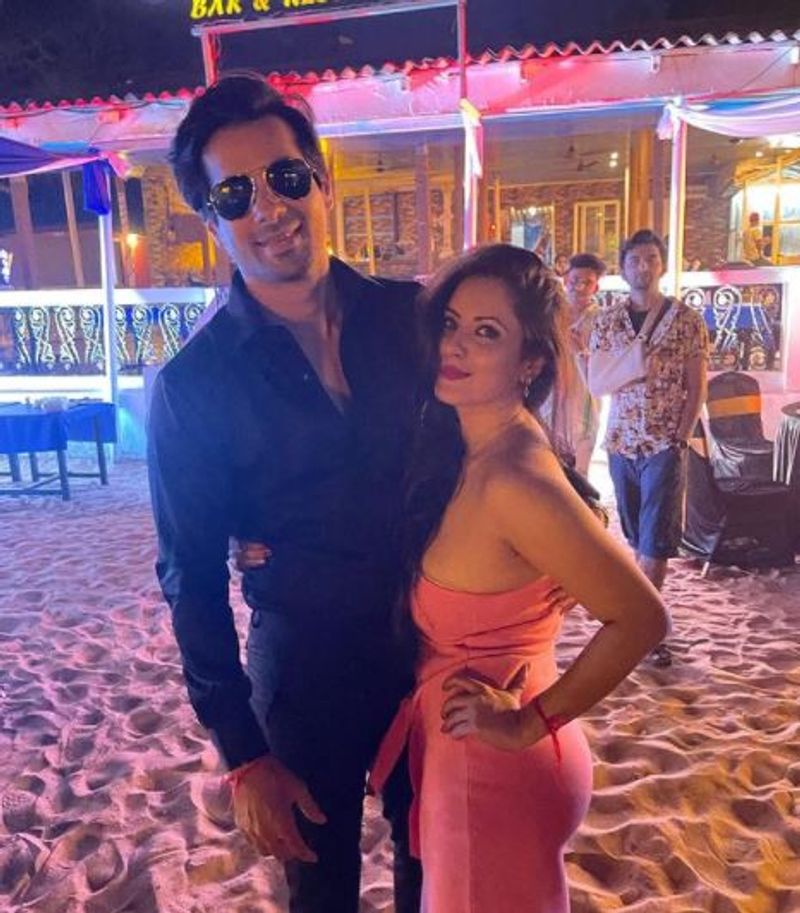 Hindi actor Kunal Verma and Puja Banerjee share goa wedding pictures vcs