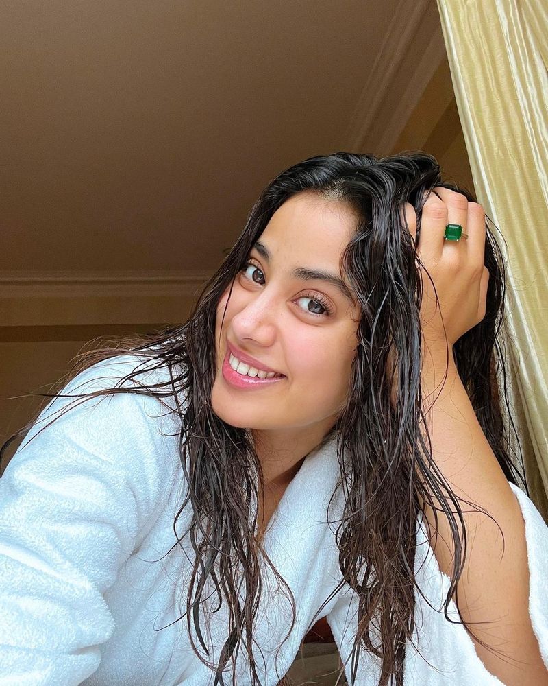 janhvi kapoor mind blowing pose in bath towel netizens hot comments