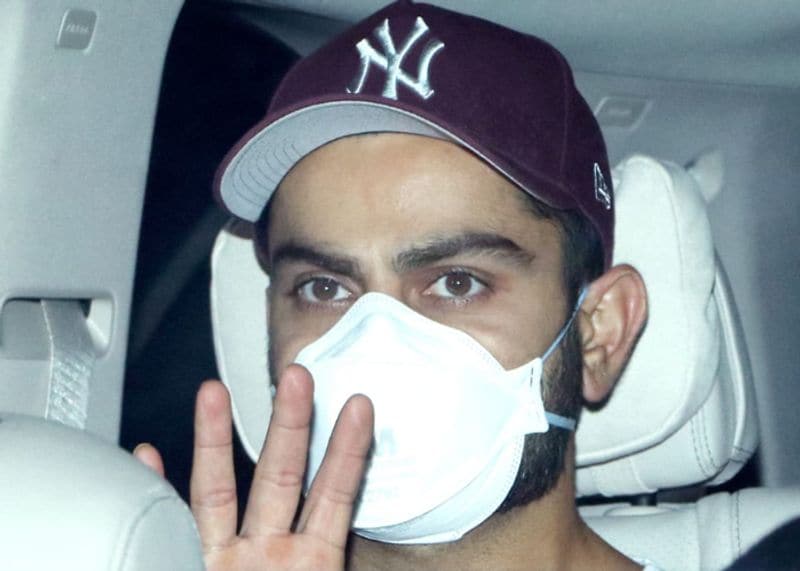 Virat Kohli re-acts on his wife Anushka Sharma hot swim shoot pics