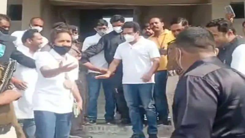 Dewas sehor bhopal Sachin Tendulkar takes responsibility of educating tribal children in MP village UDT