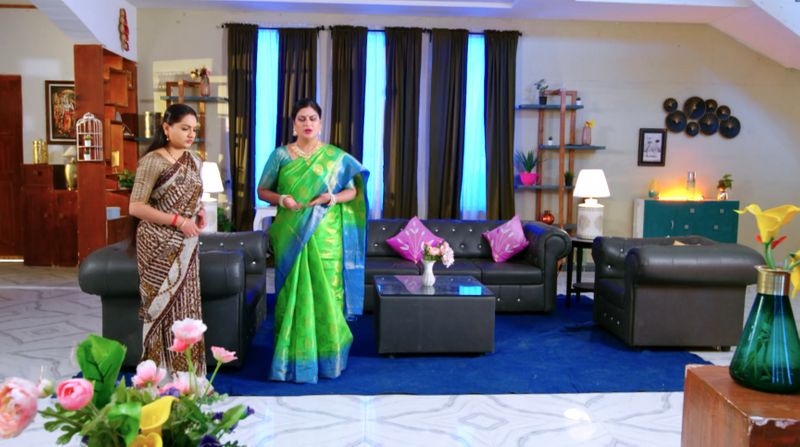 Rishi gets shocked when Vasudhara reveals the truth in todays guppedantha manasu serial episode