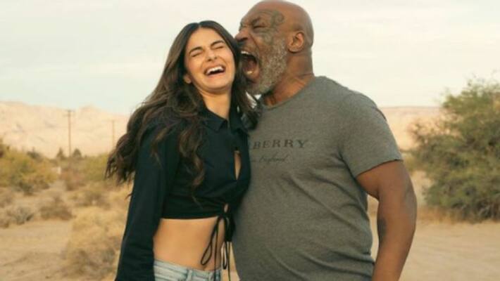 Ananya Panday share her photo with Mike Tyson Ananya Panday share her photo with Mike Tyson