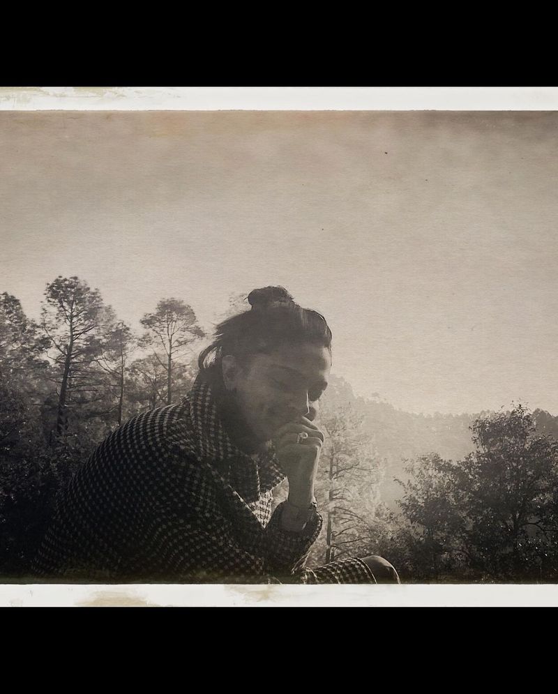 Ranveer Singh and Deepika Paducone shares couple photos in almora BRD