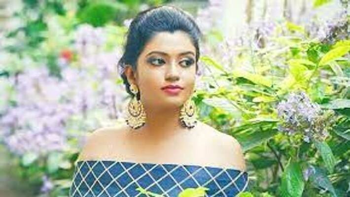 Bharathi Kannamma Roshini apologized to the fans Bharathi Kannamma Roshini apologized to the fans