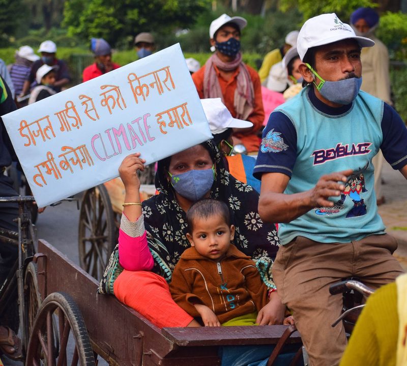 Supreme court criticize central and sate governments in delhi air pollution case