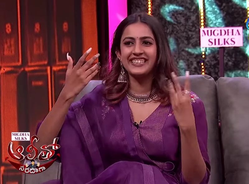 mega daughter niharika participates in a talk show made interesting comments