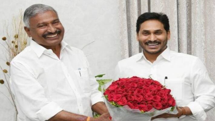 YSRCP Victory in Kuppam municipality cm jagan congratulates minister peddireddy ramachandra reddy YSRCP Victory in Kuppam municipality cm jagan congratulates minister peddireddy ramachandra reddy