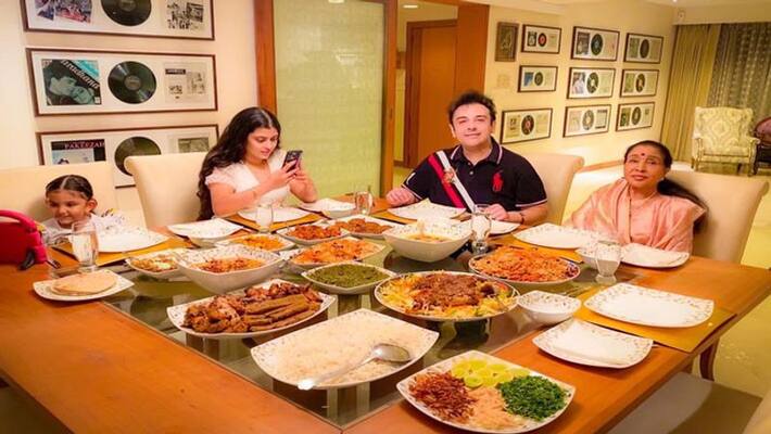 Asha Bhosle reached Adnan Samis house with her granddaughter zanai NTP Asha Bhosle reached Adnan Samis house with her granddaughter zanai NTP