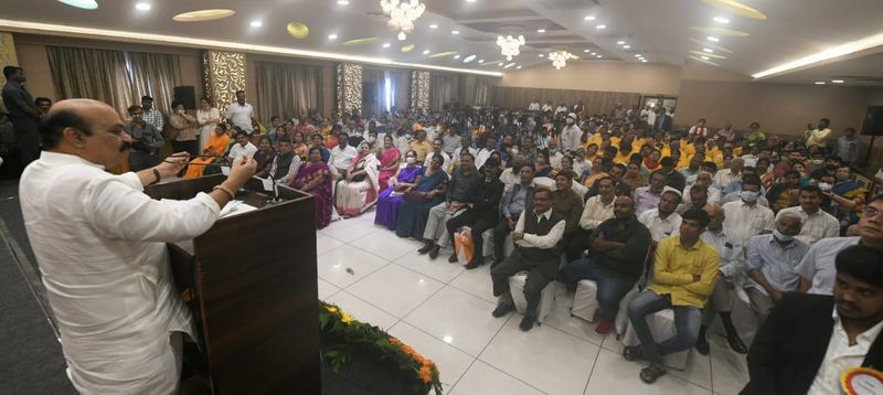 Dr gururaj karajagi selected for Ramanashree sarana lifetime achievement award mah