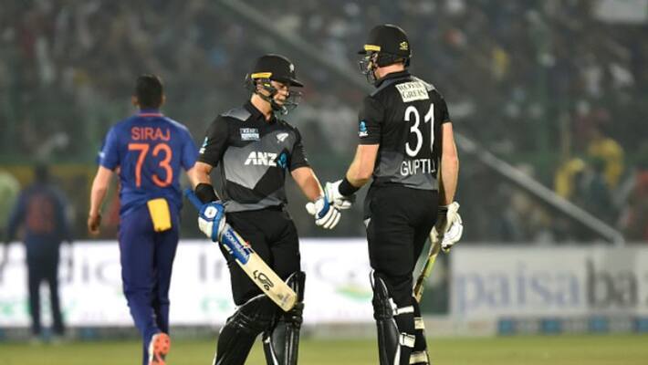 1st T20I at Jaipur: New Zealand set 165 runs-target-to India rbj 1st T20I at Jaipur: New Zealand set 165 runs-target-to India rbj