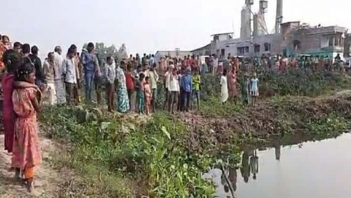 Dead Body recovered from pond in Murshidabad bmm Dead Body recovered from pond in Murshidabad bmm