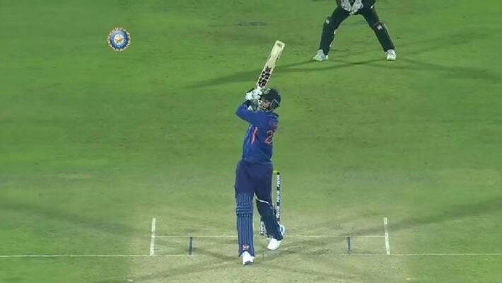 zaheer khan impressed with tema indias move of promote venkatesh iyer on number 3 against new zealand in second t20 zaheer khan impressed with tema indias move of promote venkatesh iyer on number 3 against new zealand in second t20