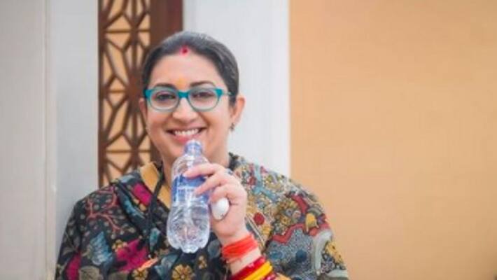 Union Minister Smriti Irani shares hilarious photos in instagram about mother akb Union Minister Smriti Irani shares hilarious photos in instagram about mother akb