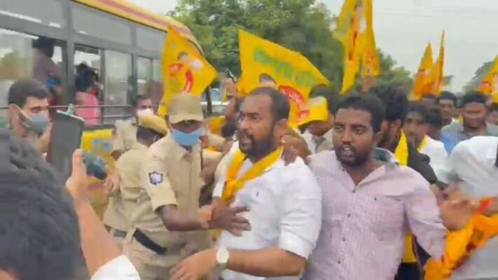 TNSF leaders Protest at AP Assembly TNSF leaders Protest at AP Assembly