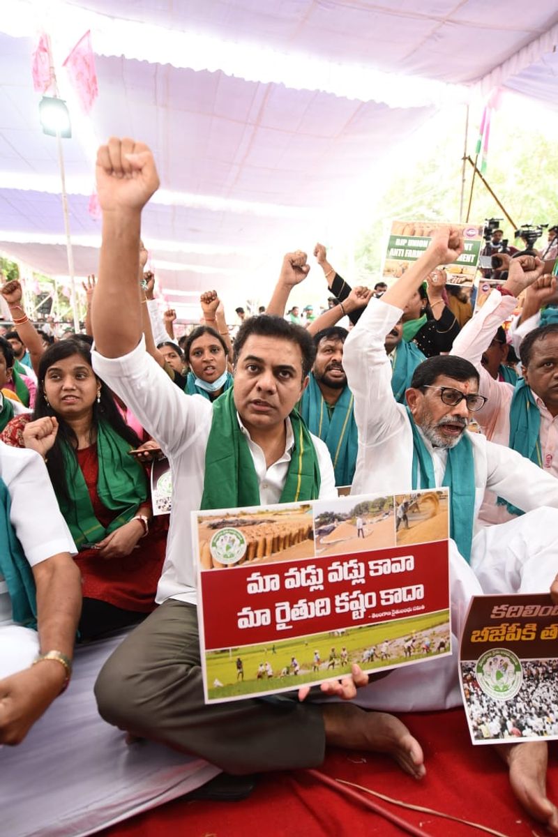 TRS Maha Dharna at Indirapark