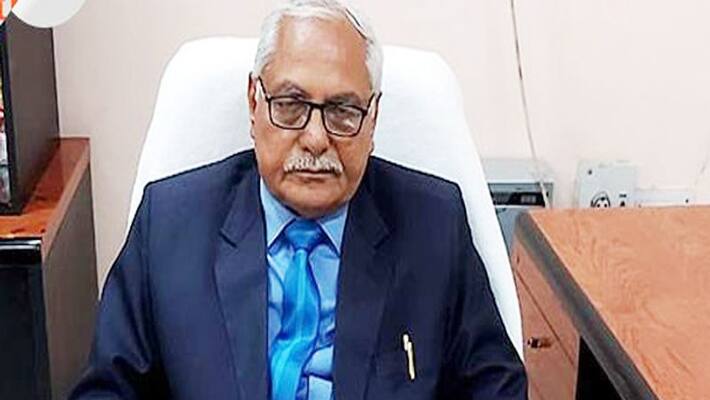 uttar pradesh news special vigilance team raids in magadh university vc Rajendra Prasad house in gorakhpur uttar pradesh news special vigilance team raids in magadh university vc Rajendra Prasad house in gorakhpur