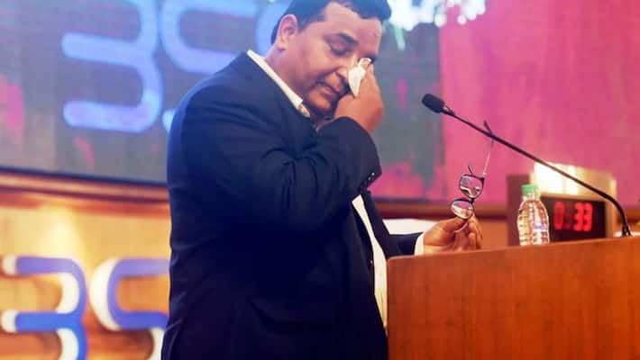 Paytm founder Vijay Shekhar Sharma has tears in his eyes on the listing kpn Paytm founder Vijay Shekhar Sharma has tears in his eyes on the listing kpn