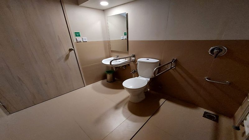 No hassle to stay in Mumbai, Railway started very cheap POD Hotel indian railway Railway Station auto news rps