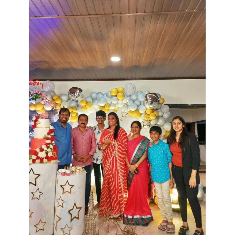 roja selvamani birthday celabration pics hul chul in internet