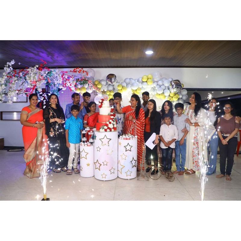 roja selvamani birthday celabration pics hul chul in internet