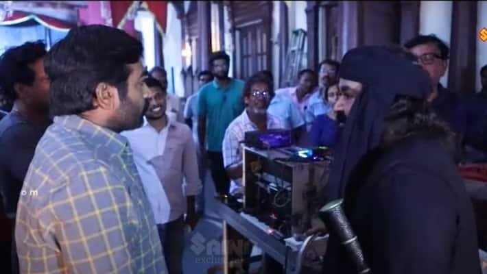 Surprise Visit By Vijay Sethupathi In The Majestic Set Of Marakkar video Surprise Visit By Vijay Sethupathi In The Majestic Set Of Marakkar video