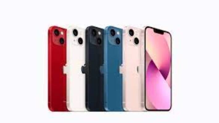 Apple iPhone 13 is selling at an effective price of Rs 55,900 Apple iPhone 13 is selling at an effective price of Rs 55,900