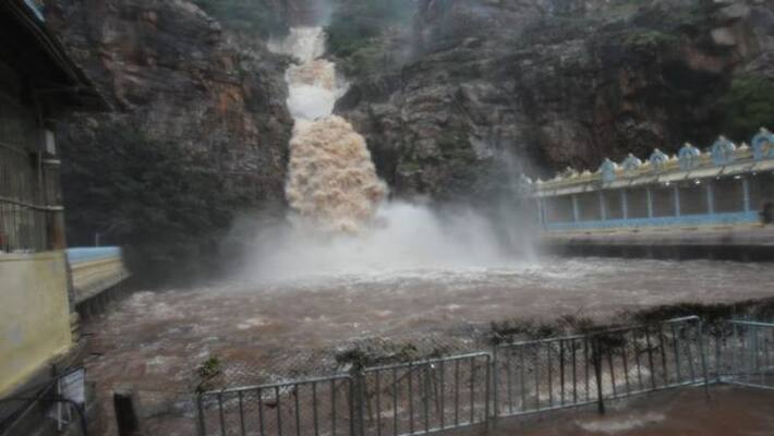 extreme heavy rains in tirupati and tirumala extreme heavy rains in tirupati and tirumala