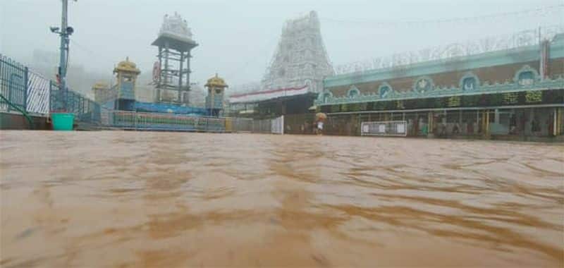 extreme heavy rains in tirupati and tirumala