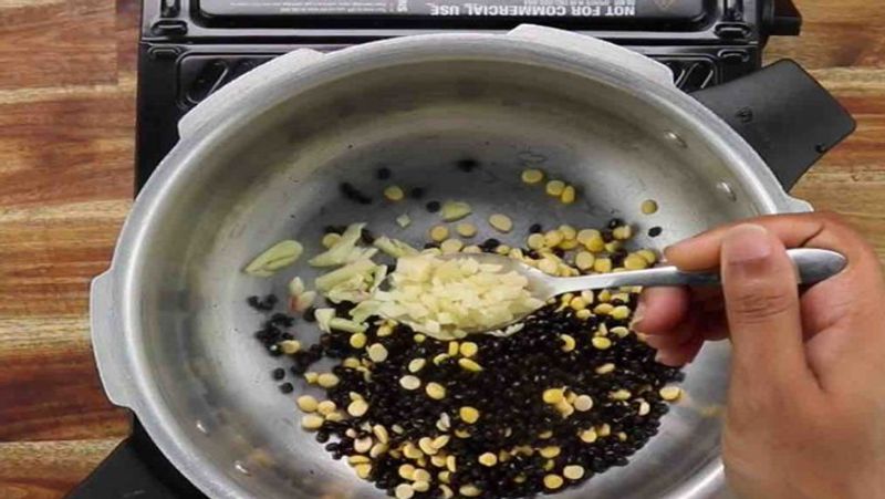 guru nanak jayanti 2021: how to make gurudwara style langar wali daal, see full recipe dva